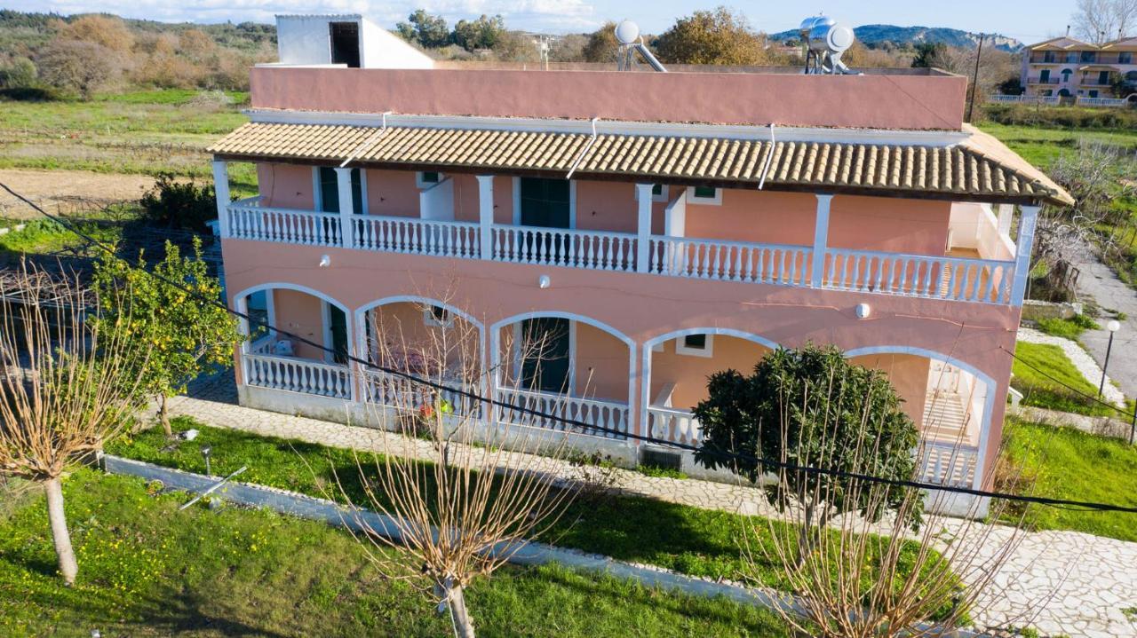 Aris Paschalia Studios Argyrades Exterior photo