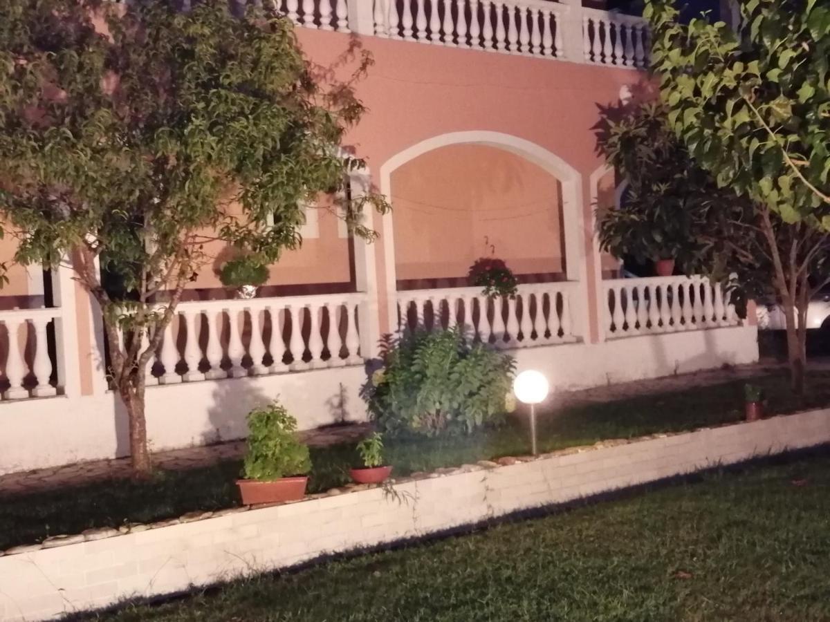 Aris Paschalia Studios Argyrades Exterior photo