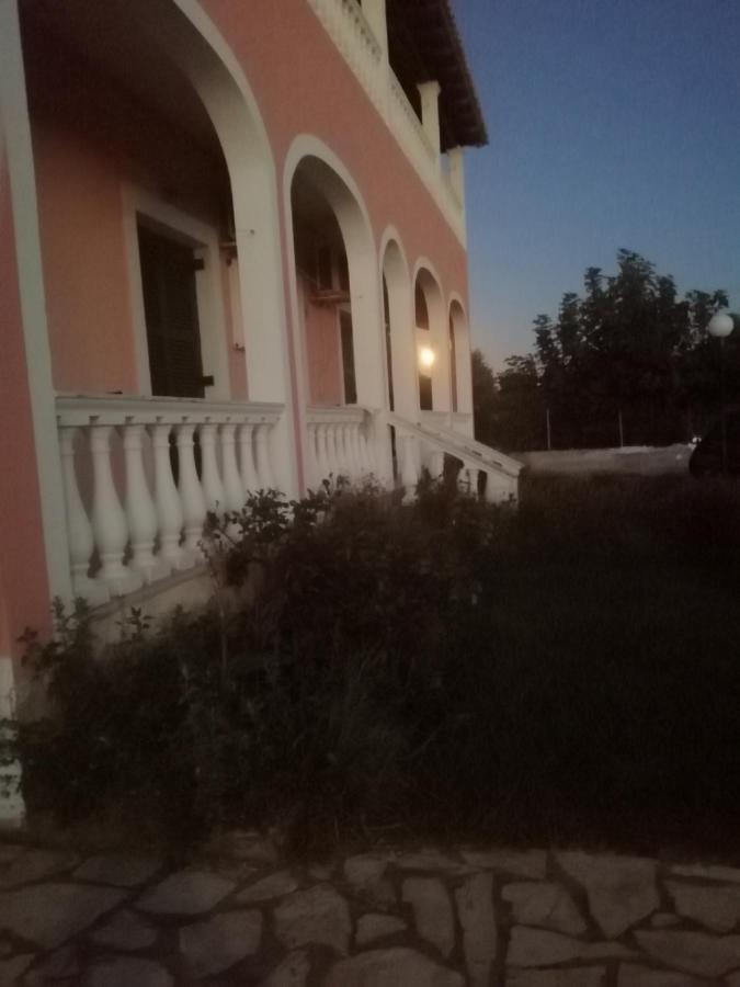 Aris Paschalia Studios Argyrades Exterior photo